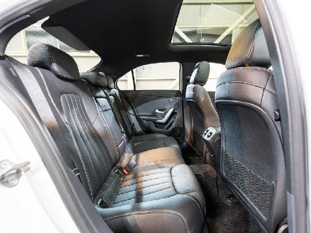 MERCEDES BENZ A CLAS 2021 Image 31