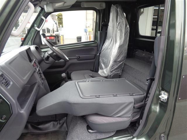 SUZUKI CARRY TRUCK 4WD 2025 Image 31