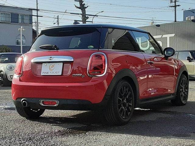 BMW MINI COOPER D 2019 Image 31