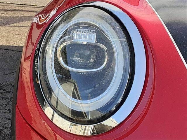 BMW MINI COOPER D 2019 Image 31