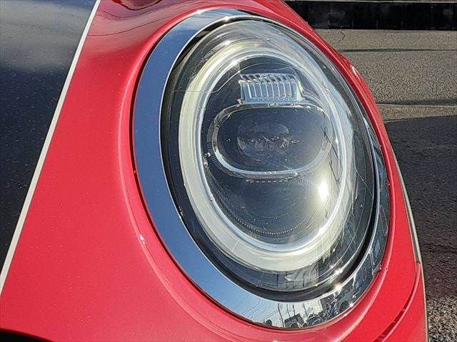 BMW MINI COOPER D 2019 Image 31