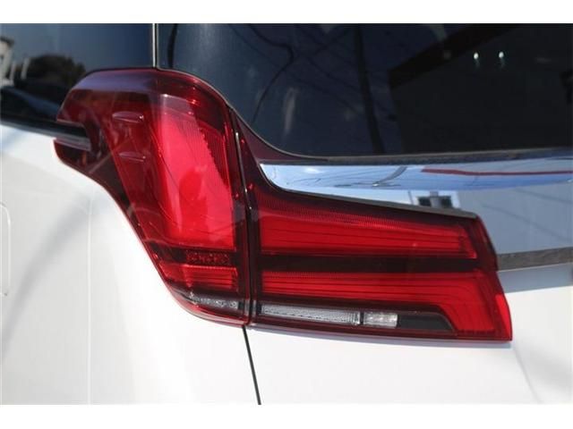 TOYOTA ALPHARD 2018 Image 31