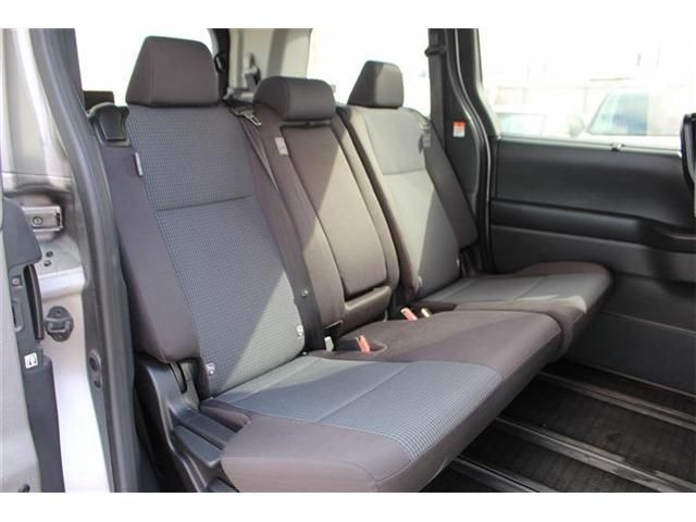 TOYOTA NOAH 2023 Image 31