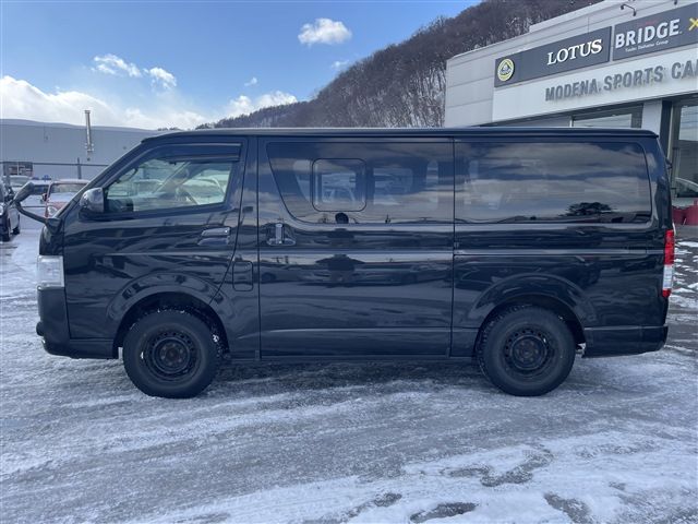 TOYOTA HIACE VAN 4WD 2015 Image 31
