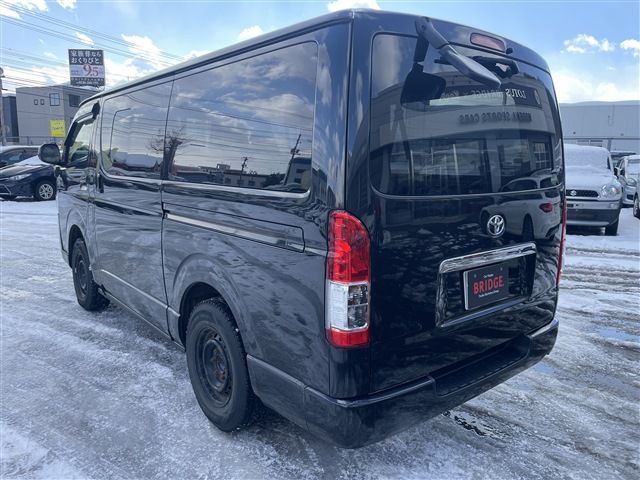 TOYOTA HIACE VAN 4WD 2015 Image 31