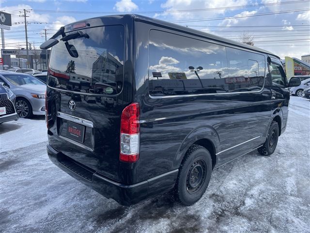TOYOTA HIACE VAN 4WD 2015 Image 31