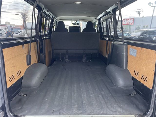 TOYOTA HIACE VAN 4WD 2015 Image 31