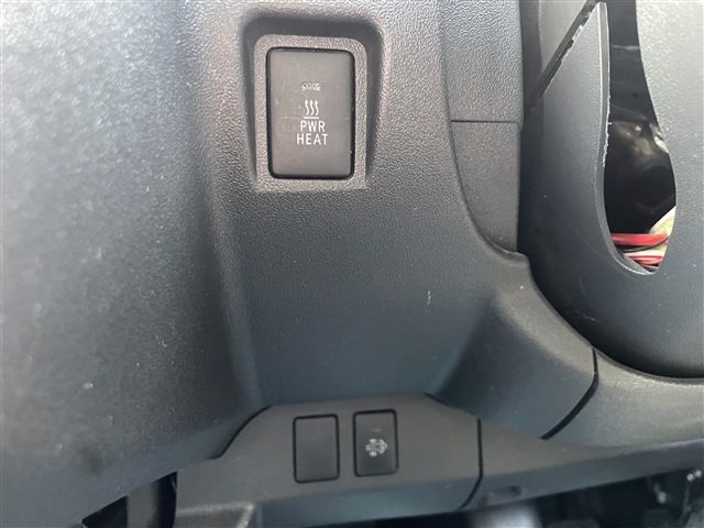 TOYOTA HIACE VAN 4WD 2015 Image 31