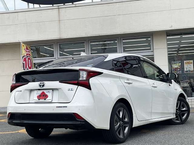 TOYOTA PRIUS 2019 Image 31
