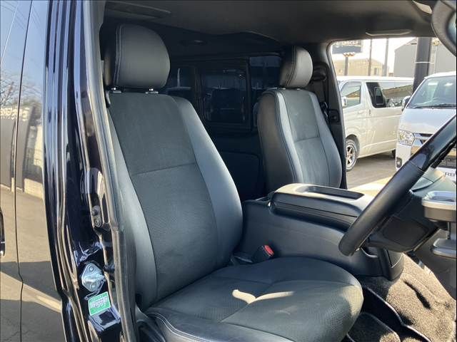 TOYOTA HIACE VAN 2WD 2021 Image 31