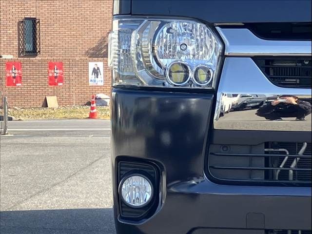 TOYOTA HIACE VAN 2WD 2021 Image 31