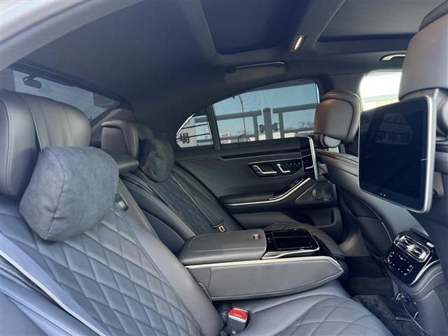 MERCEDES BENZ S CLAS 2025 Image 31
