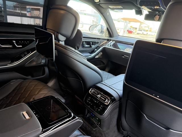 MERCEDES BENZ S CLAS 2025 Image 31