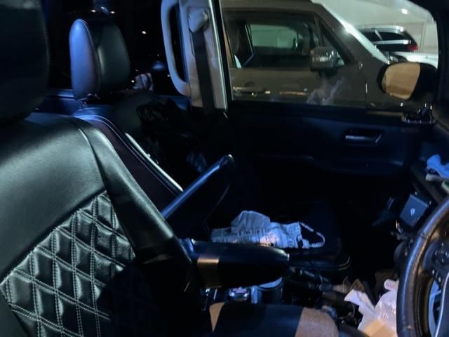 TOYOTA VOXY 2015 Image 31