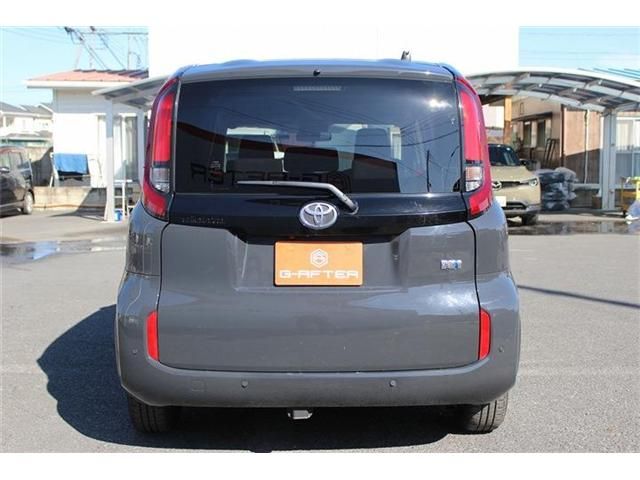 TOYOTA SIENTA HYBRID 2023 Image 31