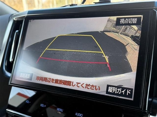 TOYOTA ALPHARD HYBRID 4WD 2017 Image 31