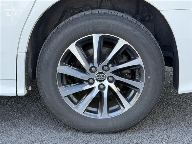 TOYOTA ALPHARD HYBRID 4WD 2017 Image 31