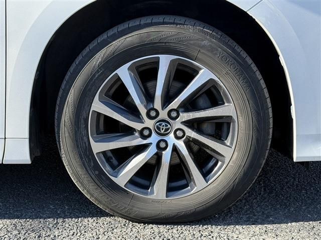 TOYOTA ALPHARD HYBRID 4WD 2017 Image 31