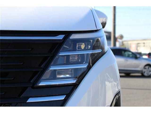 NISSAN SERENA  WG 2023 Image 31