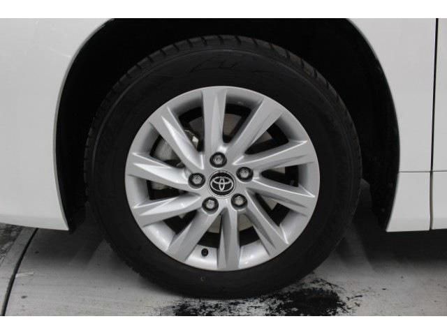 TOYOTA NOAH HYBRID 2022 Image 31