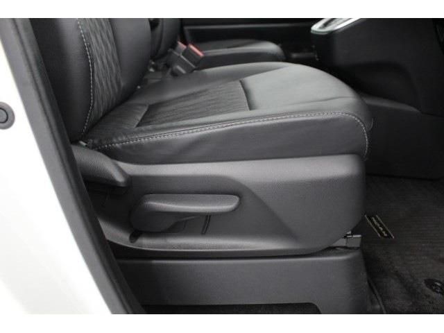 TOYOTA NOAH HYBRID 2022 Image 31