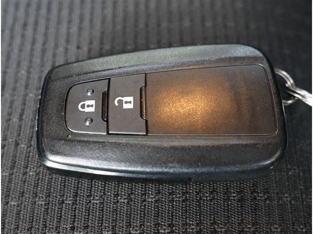 TOYOTA C-HR 2019 Image 31