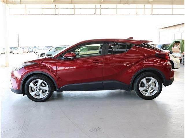 TOYOTA C-HR 2019 Image 31