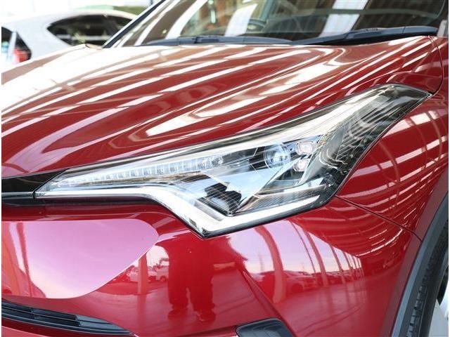 TOYOTA C-HR 2019 Image 31