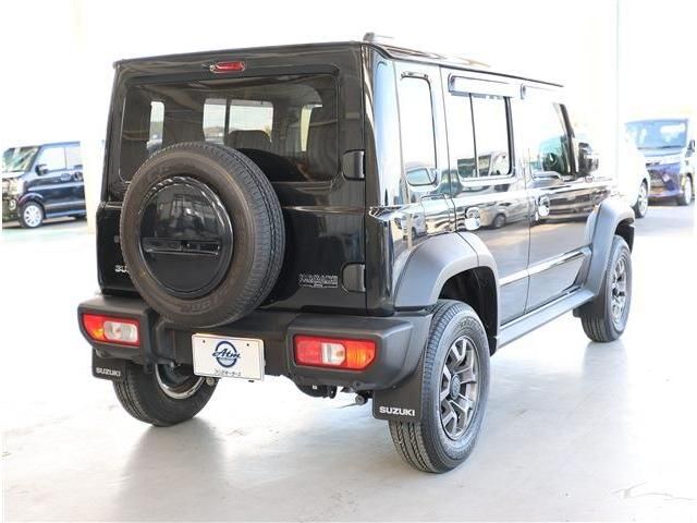 SUZUKI JIMNY NOMADE 2025 Image 31