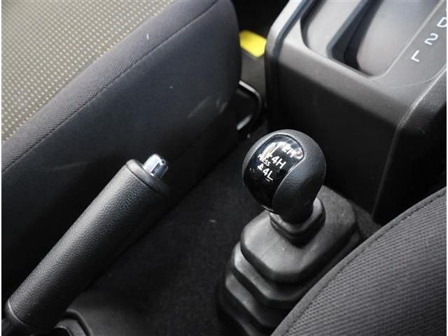 SUZUKI JIMNY NOMADE 2025 Image 31