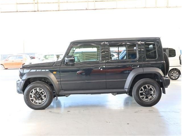 SUZUKI JIMNY NOMADE 2025 Image 31