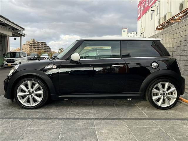 BMW MINI COOPER S 2011 Image 31