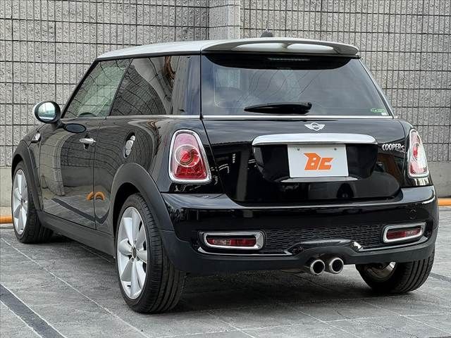 BMW MINI COOPER S 2011 Image 31