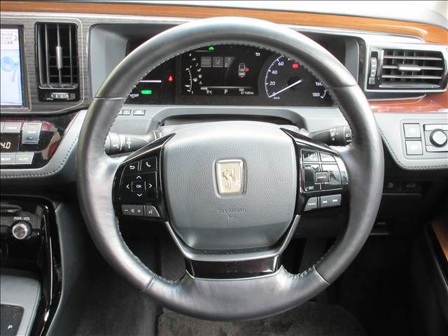 TOYOTA CENTURY 2022 Image 31