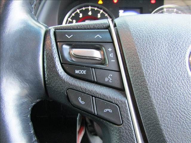 TOYOTA VELLFIRE 2018 Image 31