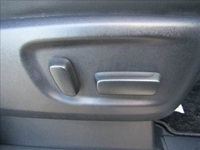 TOYOTA VELLFIRE 2018 Image 31