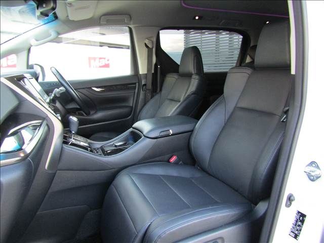 TOYOTA VELLFIRE 2018 Image 31