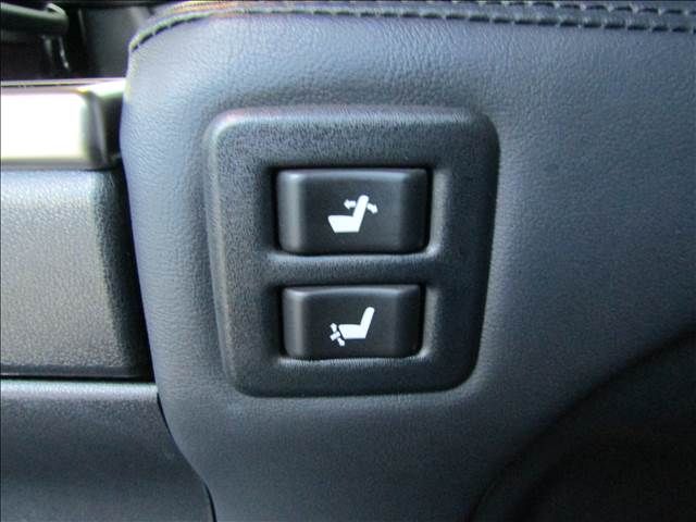 TOYOTA VELLFIRE 2018 Image 31