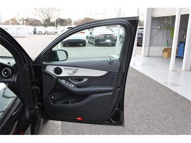 MERCEDES BENZ GLC CL 2017 Image 31