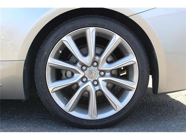 TOYOTA LEXUS RC300H 2015 Image 31