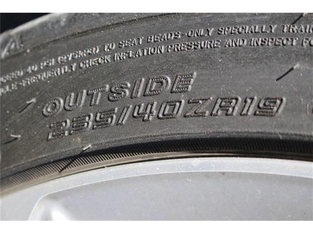 TOYOTA LEXUS RC300H 2015 Image 31