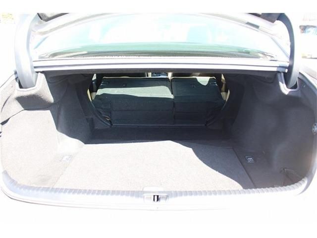 TOYOTA LEXUS RC300H 2015 Image 31