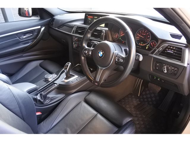 BMW 3SERIES TOURING 2018 Image 31