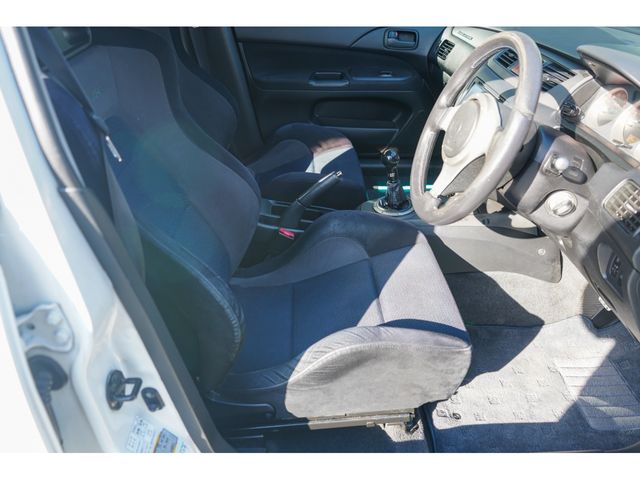 MITSUBISHI LANCER  4WD 2001 Image 31