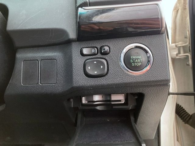 TOYOTA MARK X 2013 Image 31