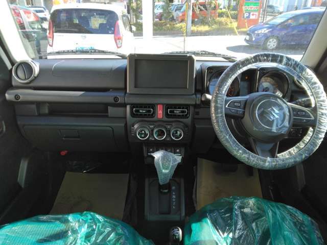 SUZUKI JIMNY NOMADE 2025 Image 31