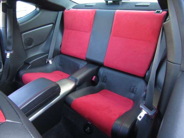 TOYOTA 86 2012 Image 31