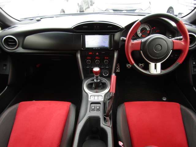 TOYOTA 86 2012 Image 31