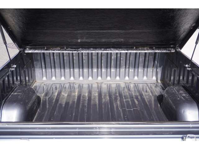 NISSAN SUNNY TRUCK 1992 Image 31