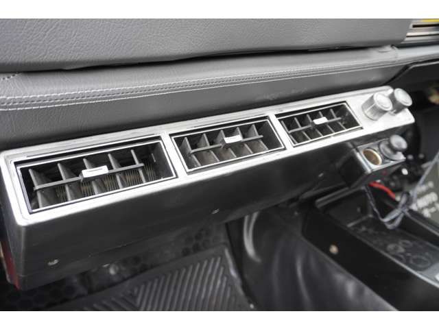 NISSAN SUNNY TRUCK 1992 Image 31